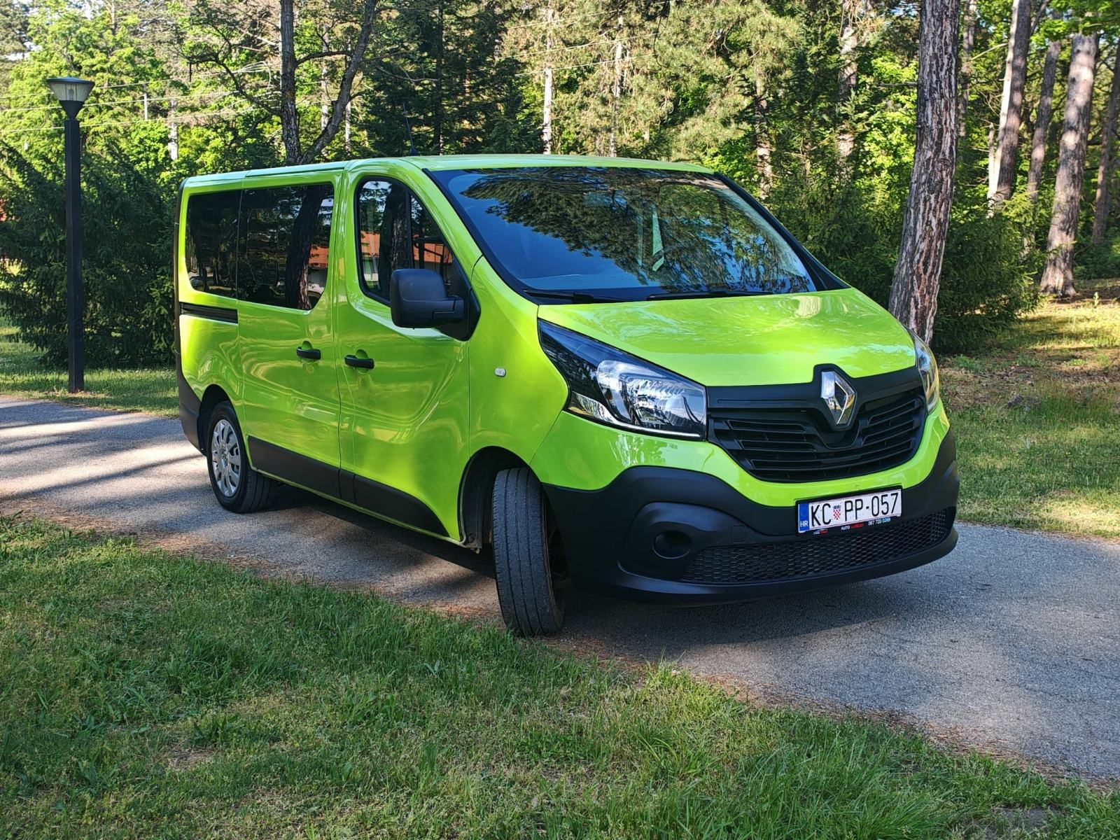 Renault Trafic putnički 1,6 dCi 8+1, fotografija 4