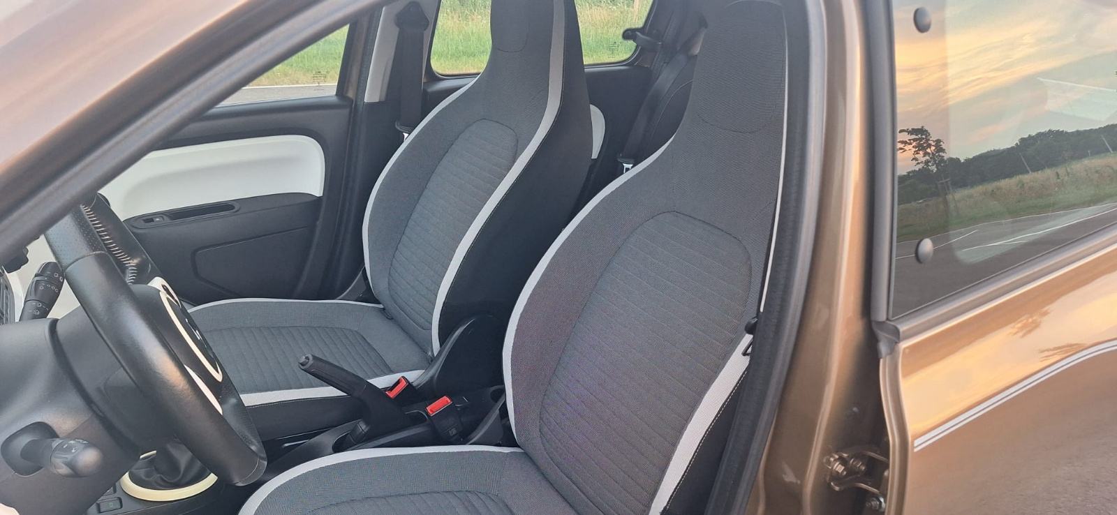 Renault Twingo 0.9 Tce 90 ks CABRIO/POMIČNI KROV 96.000 km reg. 06/27, fotografija 8