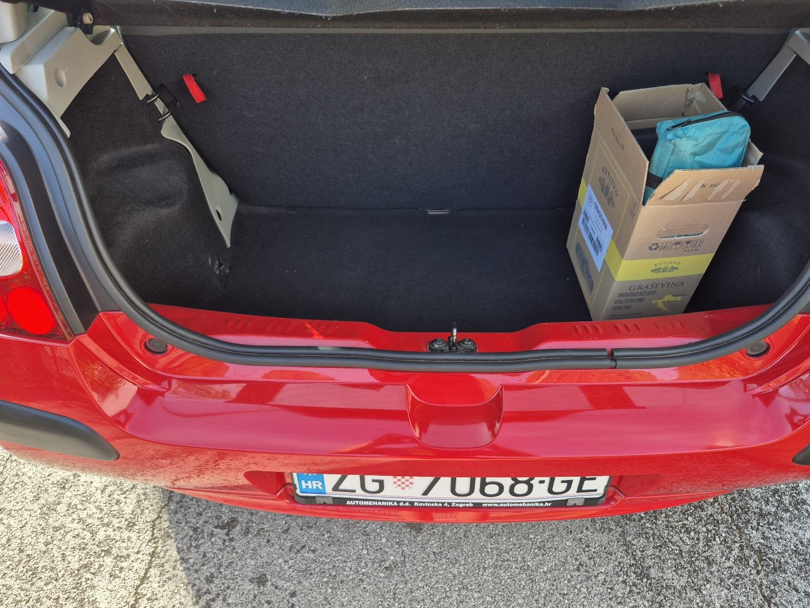 Renault Twingo 1.vlasnik 95000 km, fotografija 14