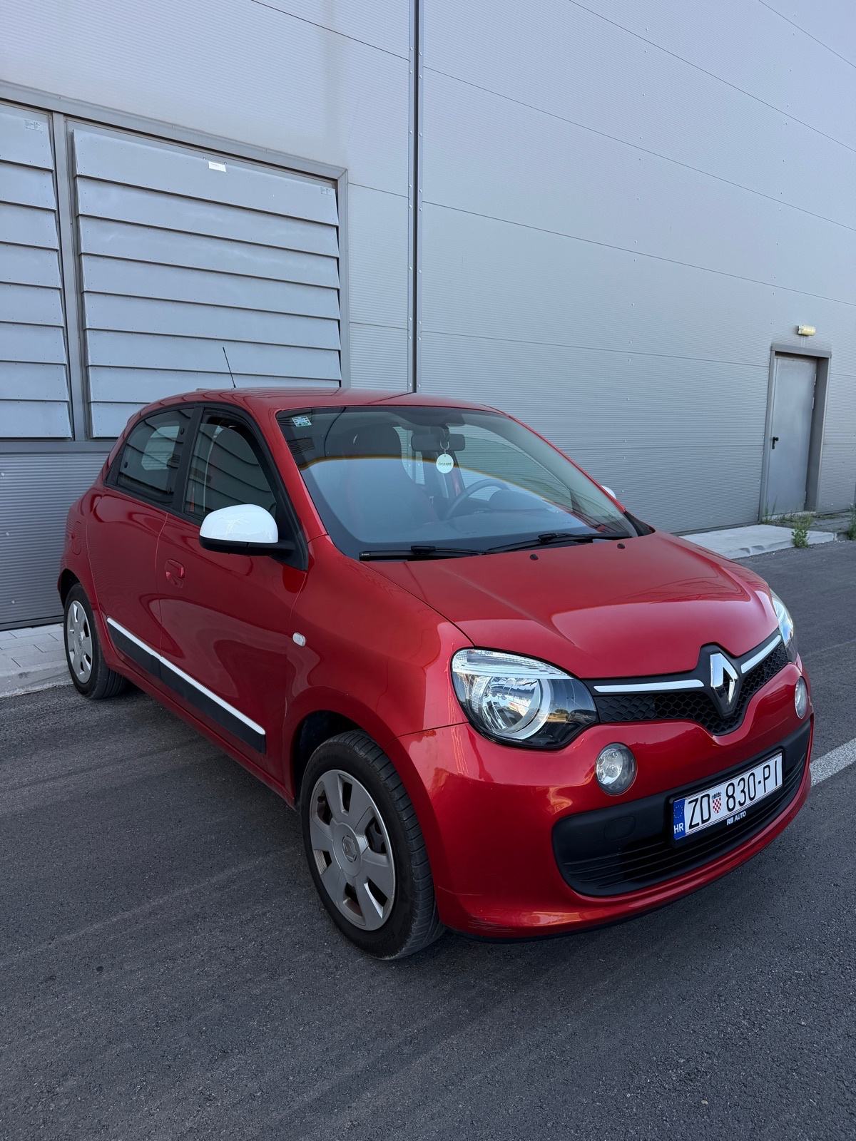 *RENAULT TWINGO 1.0* *92TKM* *HR VOZILO*, fotografija 2