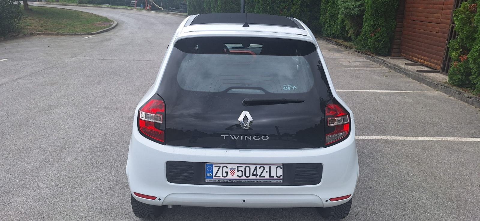 Renault Twingo 1.0 CABRIO-POMIČNI KROV 72.000 km OVL. SERVIS REG 1 GOD, fotografija 6