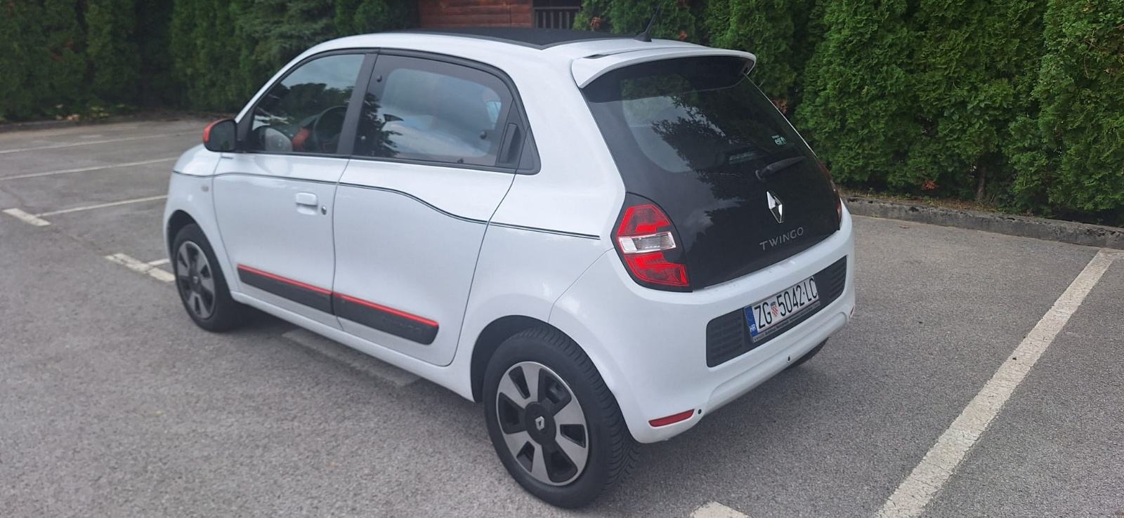 Renault Twingo 1.0 CABRIO-POMIČNI KROV 72.000 km OVL. SERVIS REG 1 GOD, fotografija 2