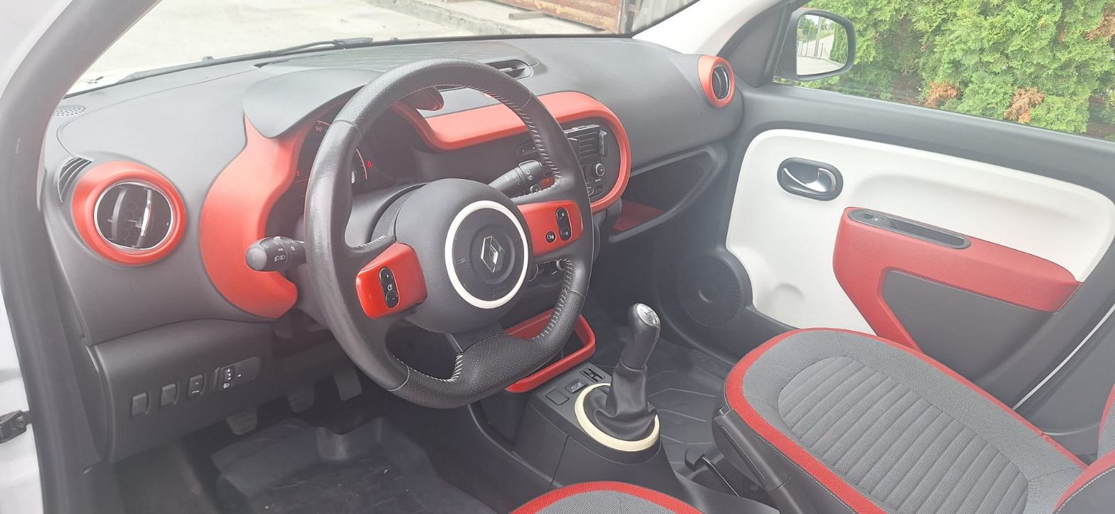 Renault Twingo 1.0 CABRIO-POMIČNI KROV 72.000 km OVL. SERVIS REG 1 GOD, fotografija 9