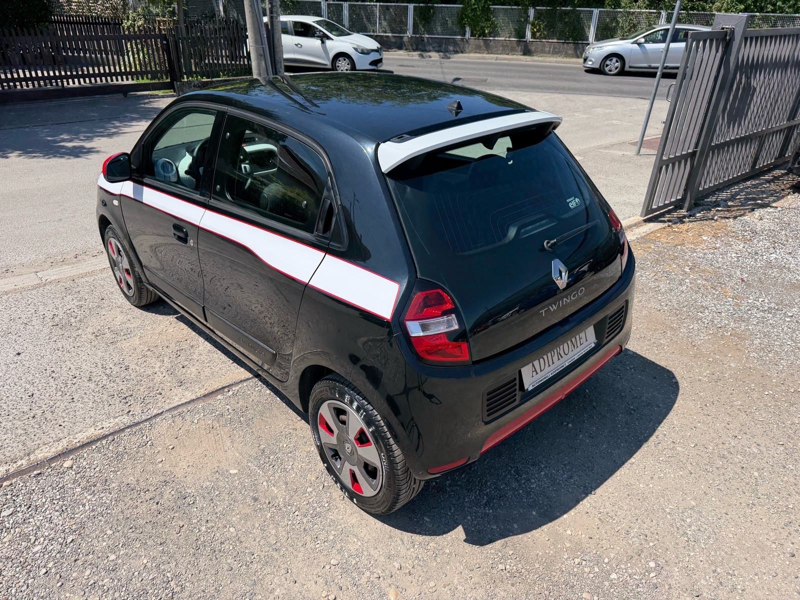 Renault Twingo 1.0 DYNAMIQ / REG 1 GOD !! JAMSTVO 12 MJ !!, fotografija 13