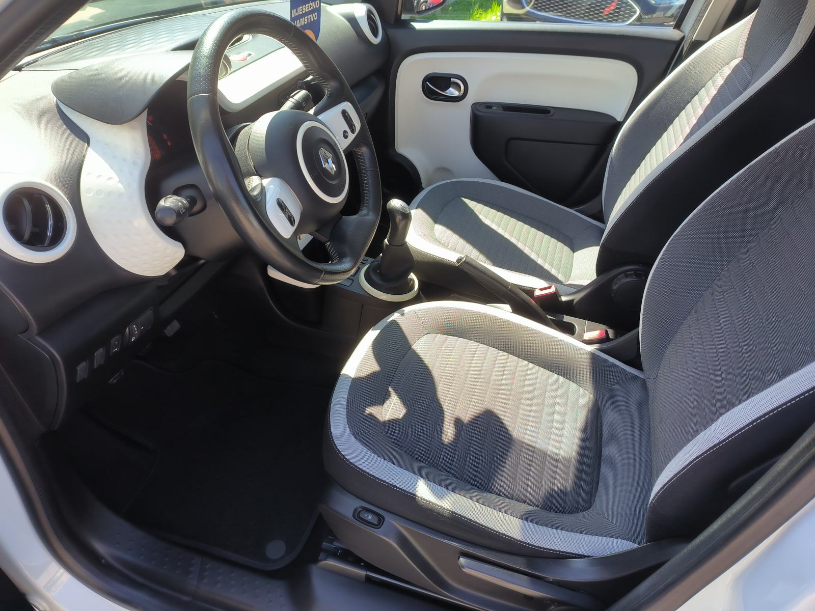 Renault Twingo 1.0 DYNAMIQUE, SERVISNA, JAMSTVO, REG. 1 GODINU, fotografija 11