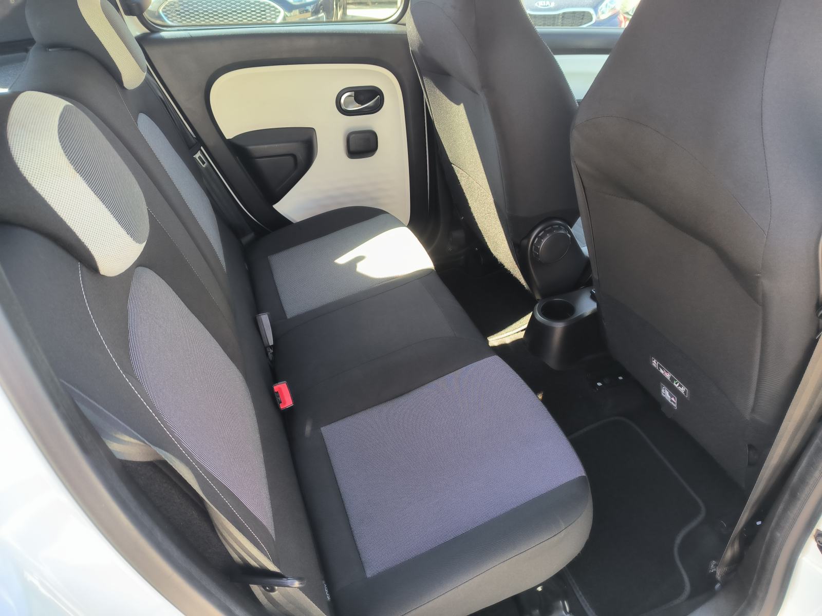 Renault Twingo 1.0 DYNAMIQUE, SERVISNA, JAMSTVO, REG. 1 GODINU, fotografija 15