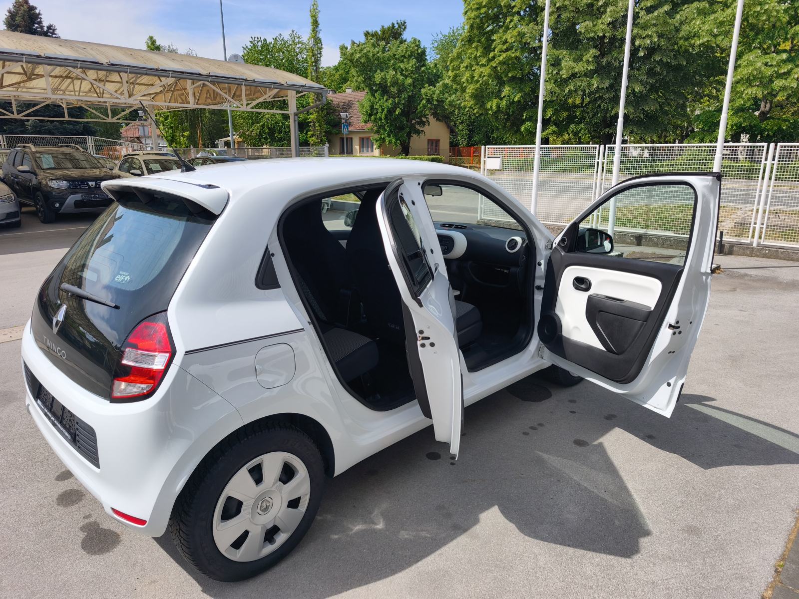 Renault Twingo 1.0 KLIMA TEMPOMAT PUTNI KOMPJUTER BLUETOOTH LED, fotografija 15