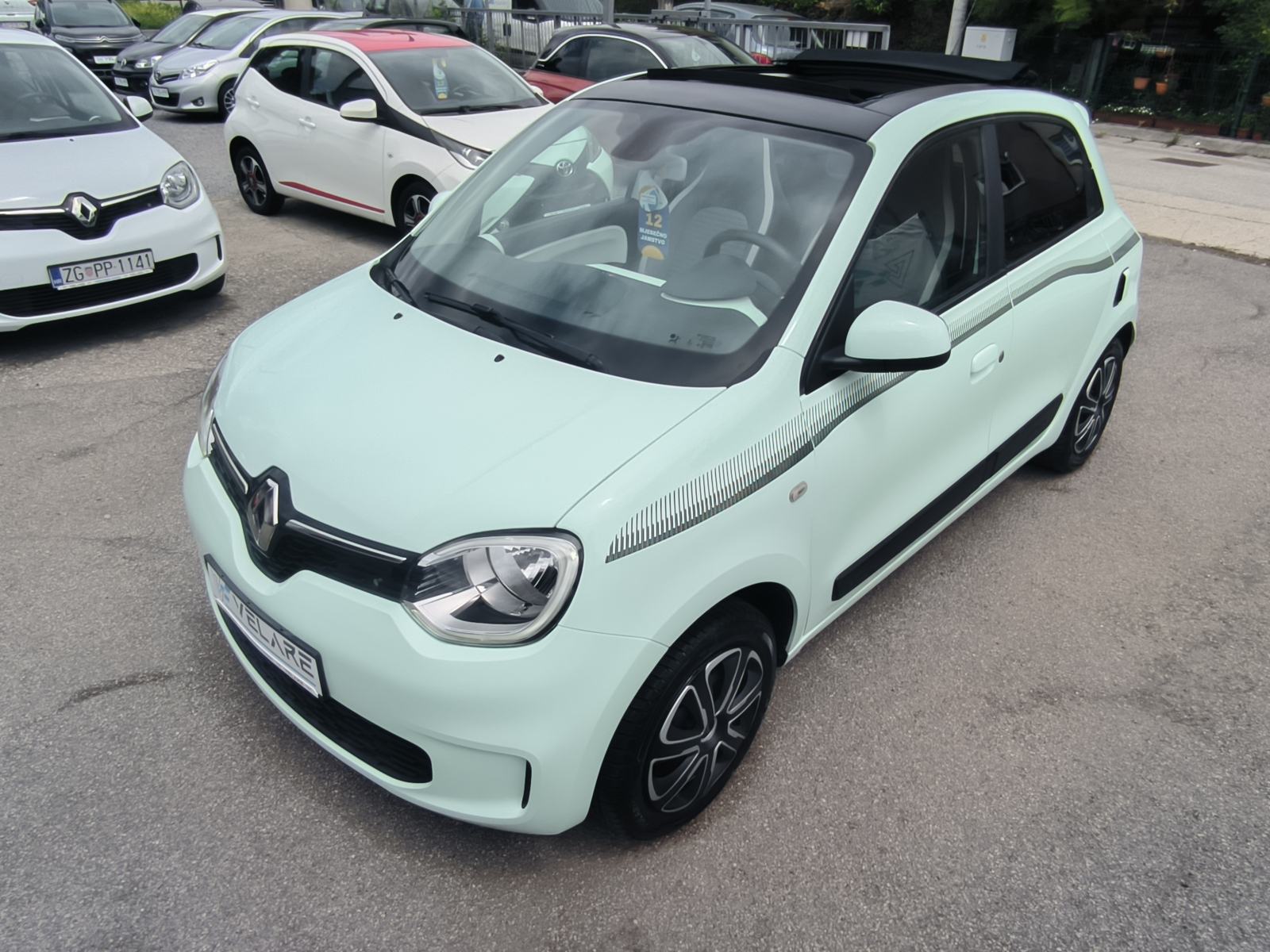 Renault Twingo 1.0 LIMITED, EL. KROV, SERVISNA, JAMSTVO, REG. 1 GODINU, fotografija 5
