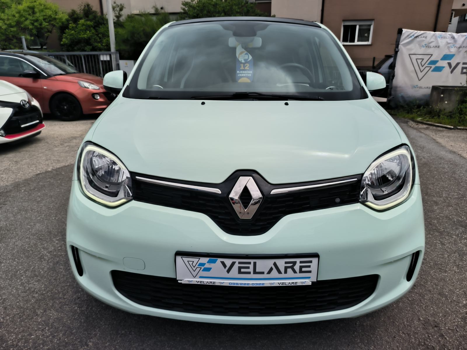 Renault Twingo 1.0 LIMITED, EL. KROV, SERVISNA, JAMSTVO, REG. 1 GODINU, fotografija 4