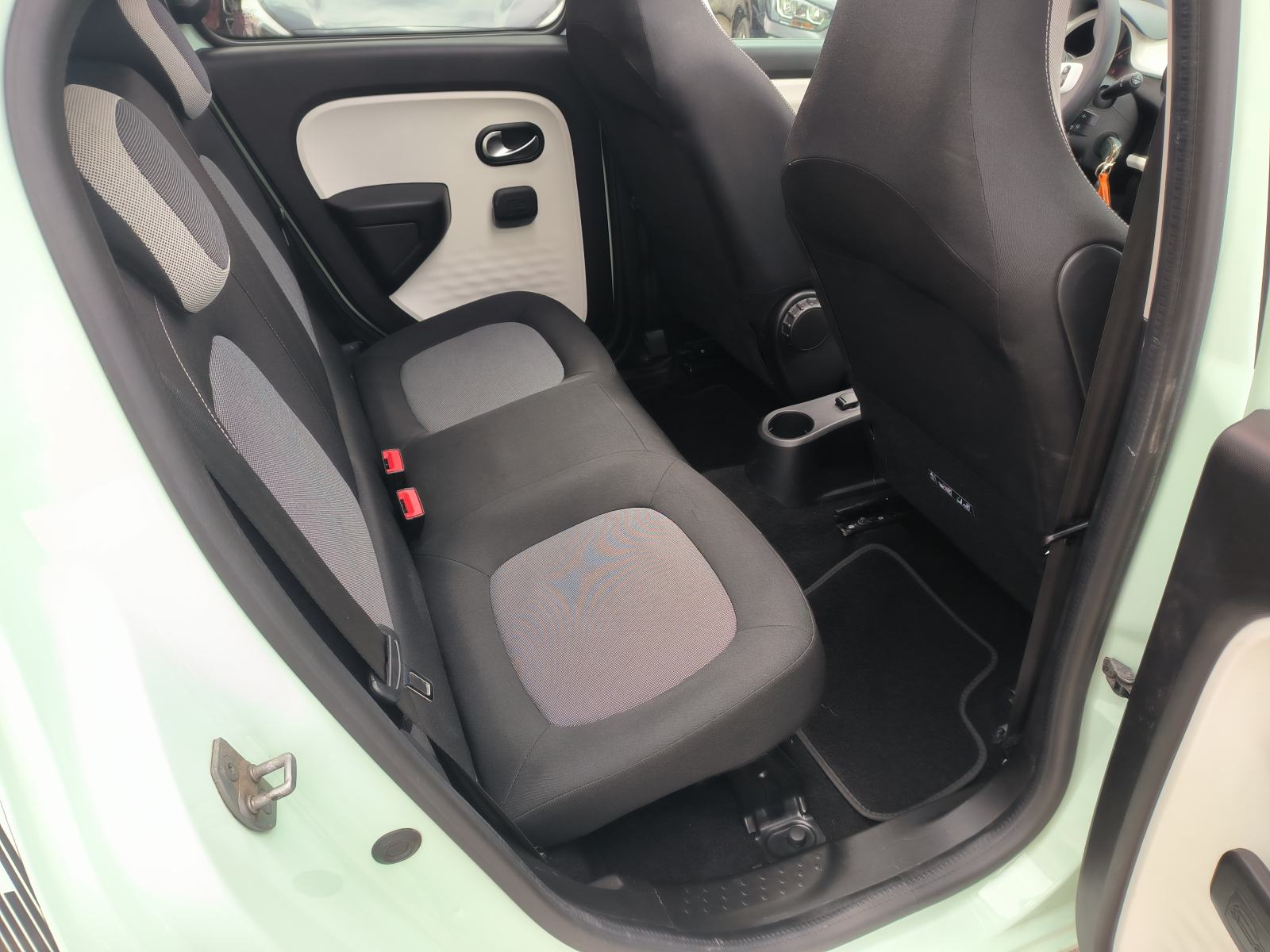 Renault Twingo 1.0 LIMITED, EL. KROV, SERVISNA, JAMSTVO, REG. 1 GODINU, fotografija 16