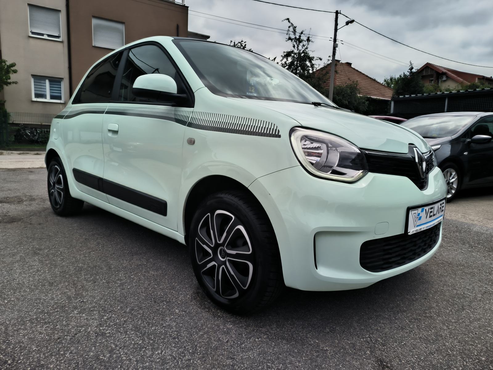 Renault Twingo 1.0 LIMITED, EL. KROV, SERVISNA, JAMSTVO, REG. 1 GODINU, fotografija 3