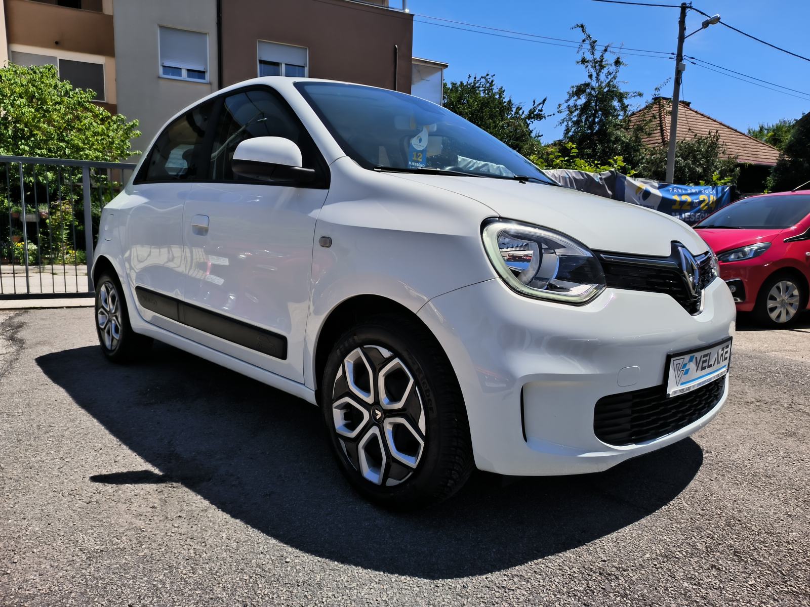 Renault Twingo 1.0 LIMITED, SERVISNA, JAMSTVO, REG. 1 GODINU, pogled izvana - slika 2
