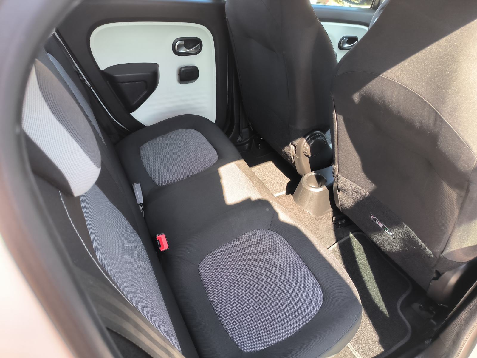 Renault Twingo 1.0 SCe, DYNAMIQUE, SERVISNA, JAMSTVO, REG. 1 GODINU, fotografija 15