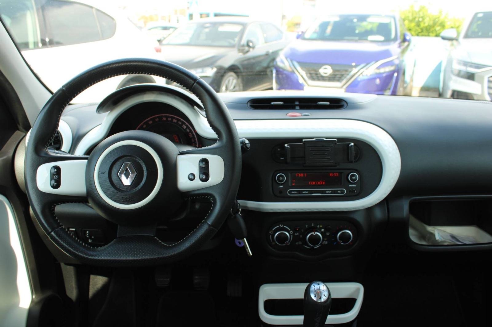 Renault Twingo 1.0 SCe, fotografija 11
