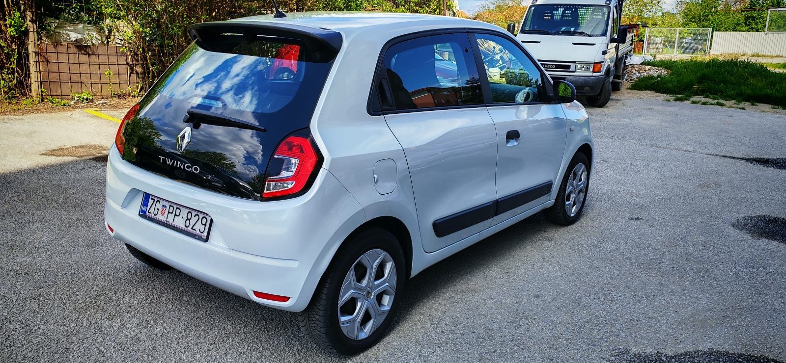 Renault Twingo 1.0 **servisna knjiga** 2021.G, fotografija 6