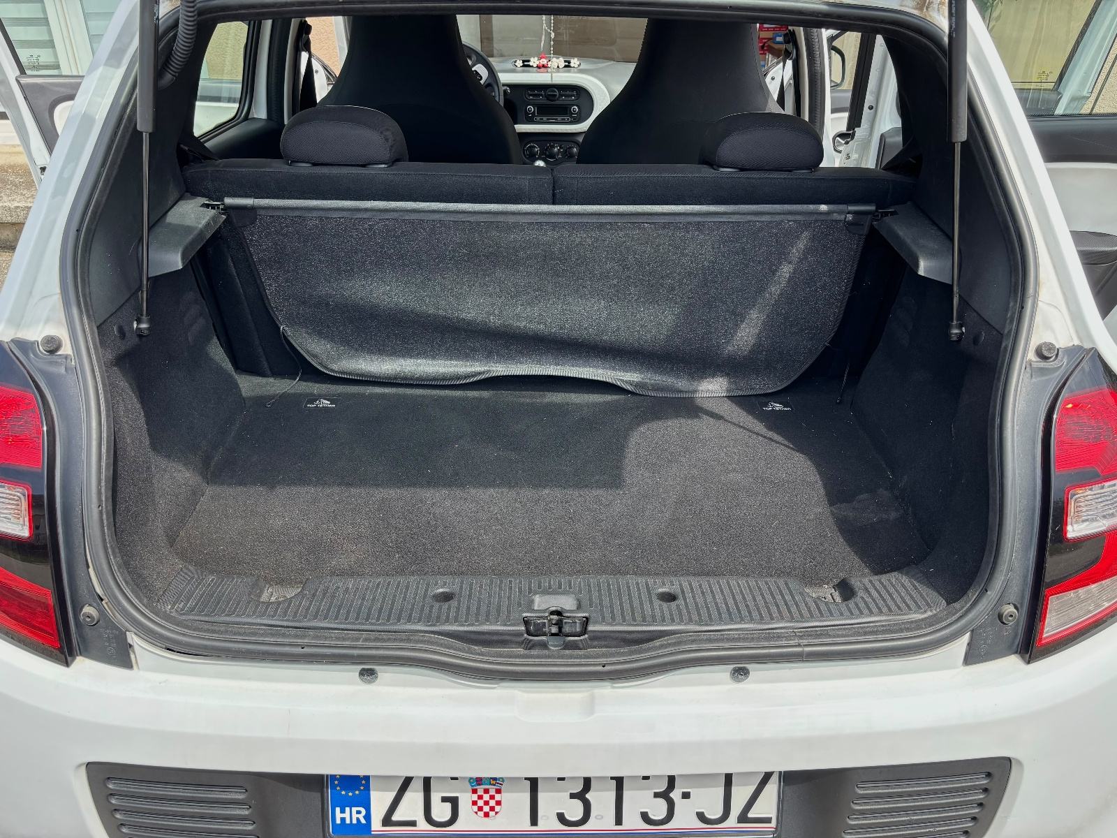 Renault Twingo 1.0, fotografija 7