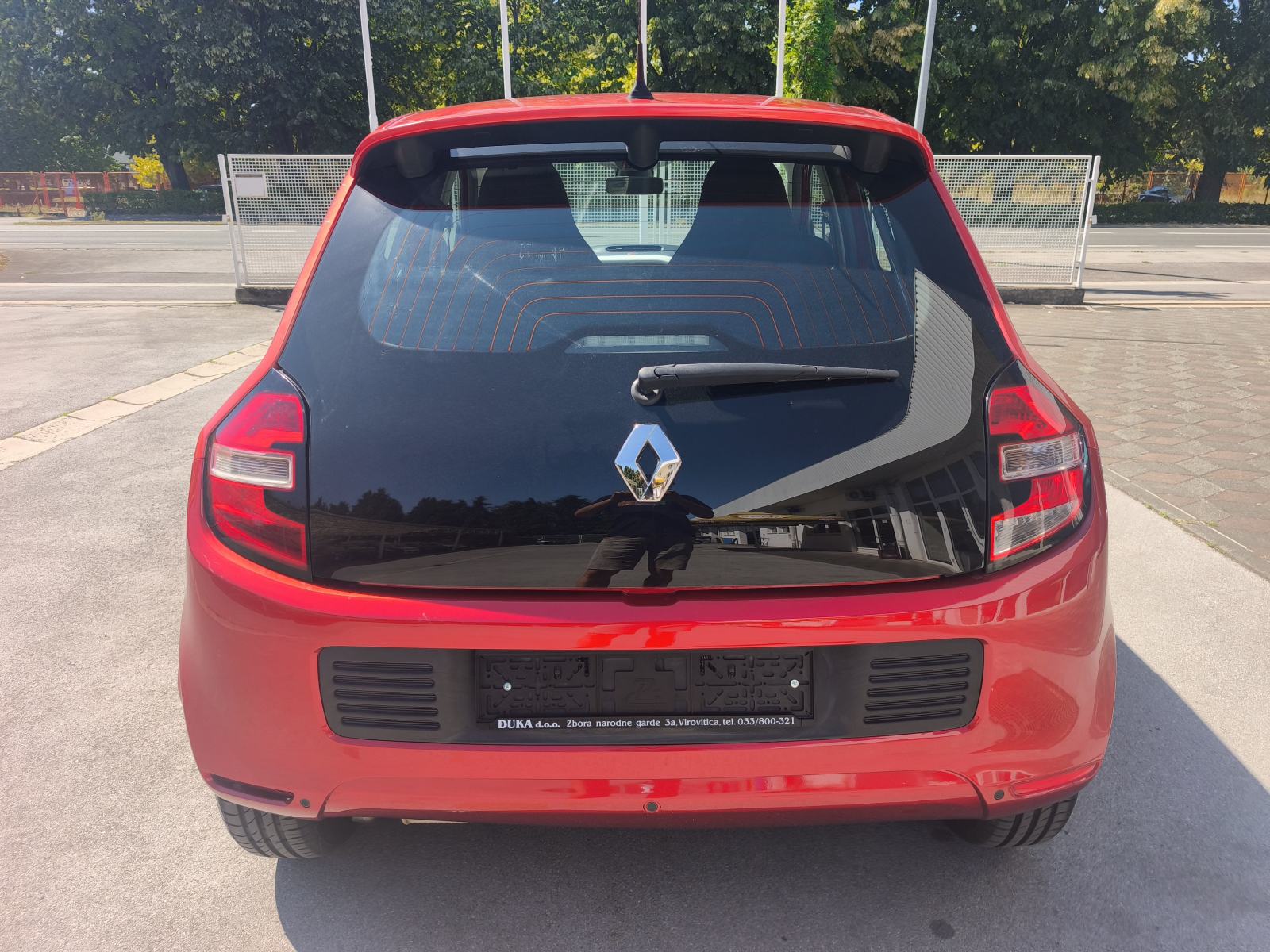 Renault Twingo 1.0 PARK SENZORI TEMPOMAT PUTNI KOMPJUTER LED, fotografija 10