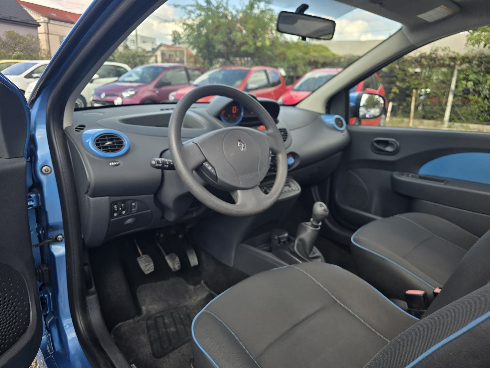 Renault Twingo 1,2 16V LEV / PLATNENI KROV / KLIMA / SERVISNA /, fotografija 11