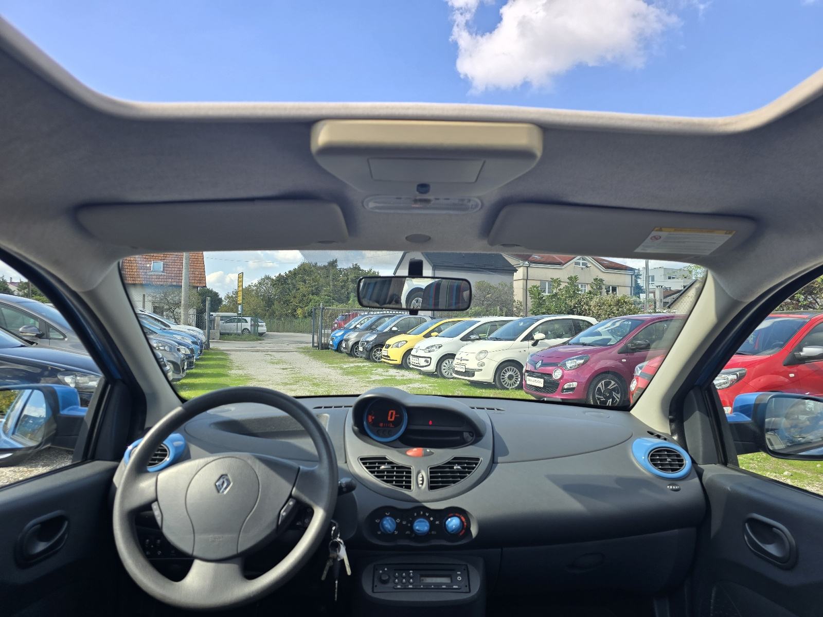 Renault Twingo 1,2 16V LEV / PLATNENI KROV / KLIMA / SERVISNA /, fotografija 13