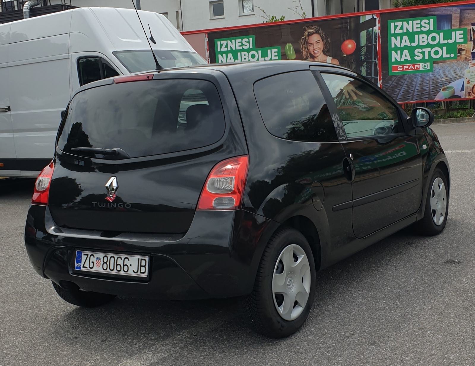 Renault Twingo 1,2 16V,automatska klima, reg.03/2027.god, pogled izvana - slika 3