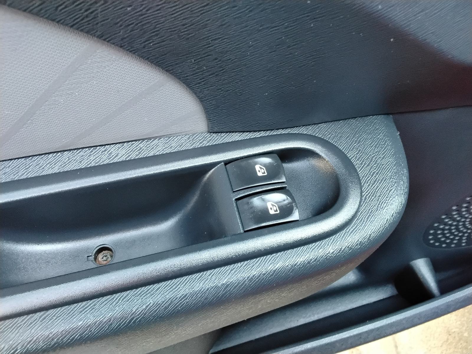 Renault Twingo 1,2 16V YAHOO! 75KS 1.LAK,KLIMA,NOVE GUME,TOP STANJE, fotografija 15