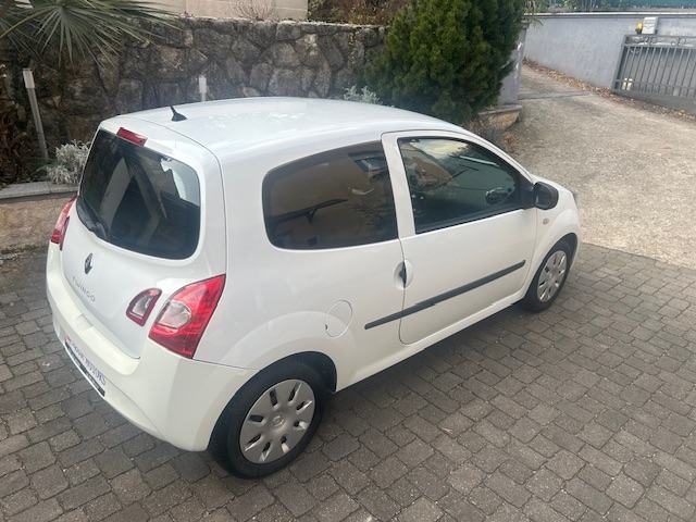 Renault Twingo 1,2 - jamstvo 1 godina, fotografija 2