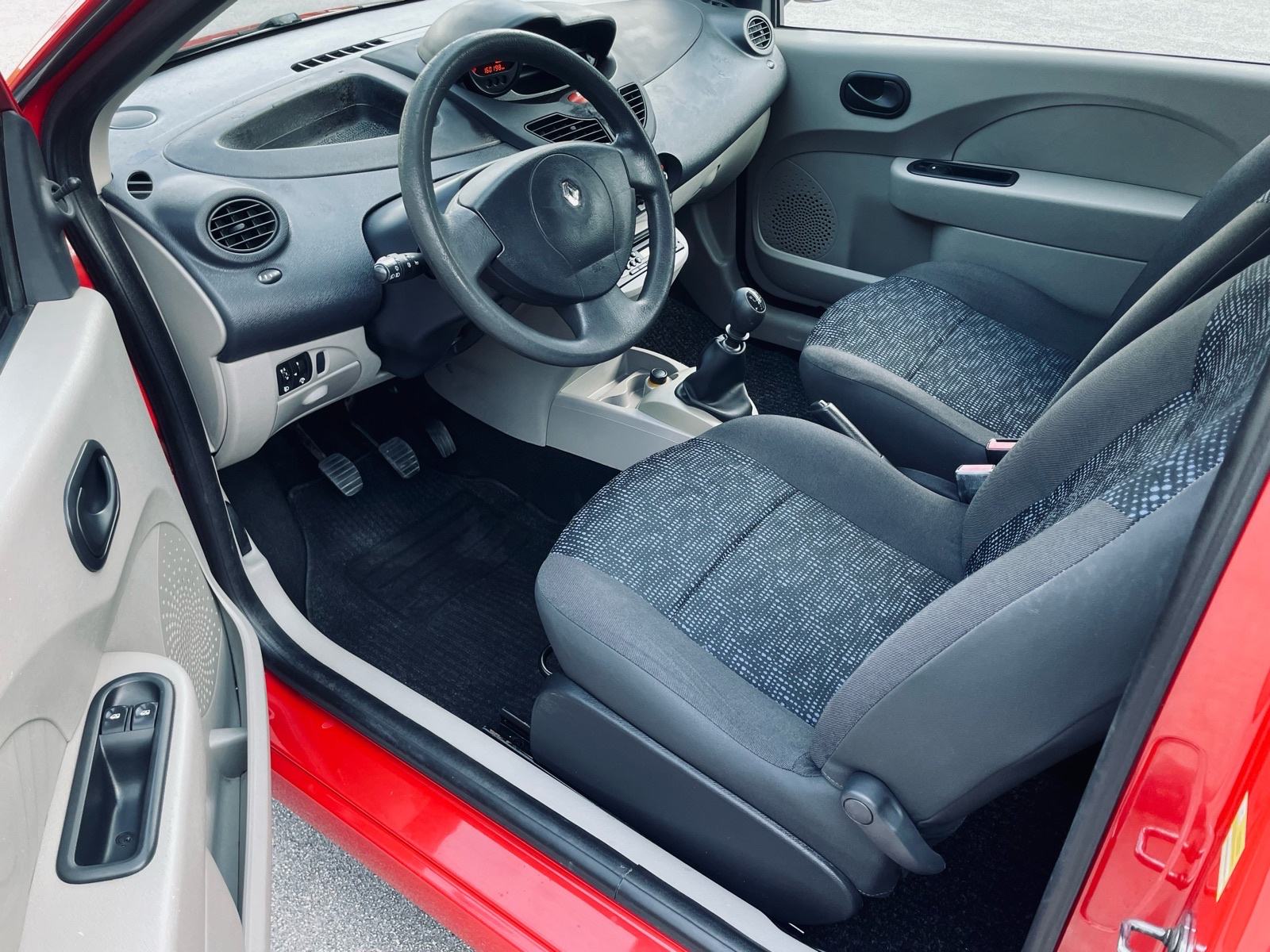 Renault Twingo 1,2, KLIMA, Novi veliki servis, Top stanje., fotografija 8
