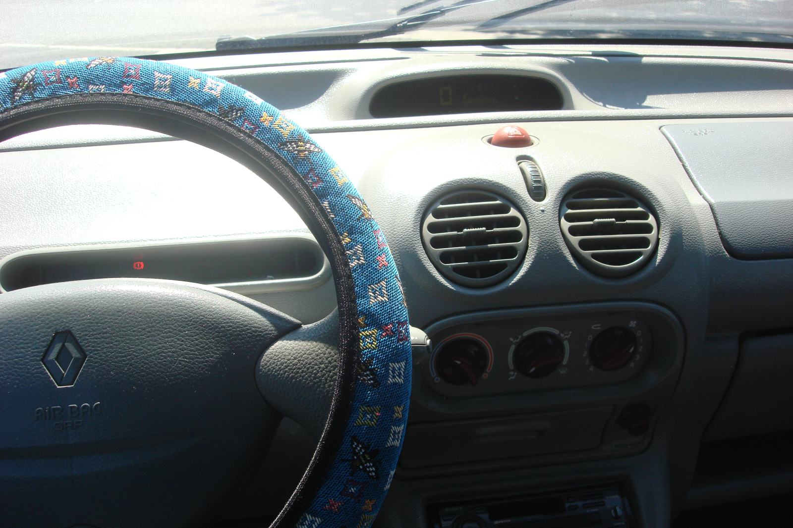 RENAULT TWINGO 1,2****REGISTRIRAN 1.GOD****111 000 KM****ODLIČAN******, fotografija 9