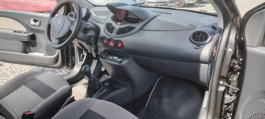 Renault Twingo 1,2, fotografija 6