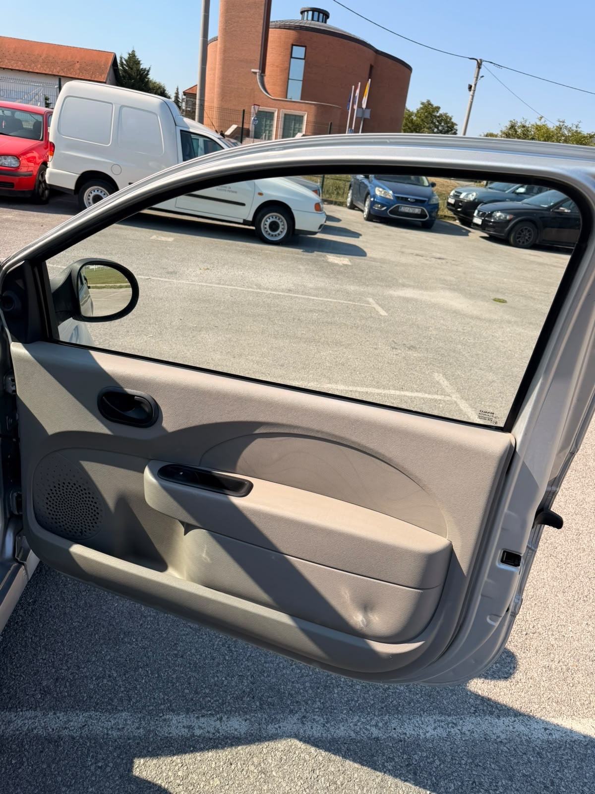 Renault Twingo 1,5 dCi AUTO ODLICAN, fotografija 11