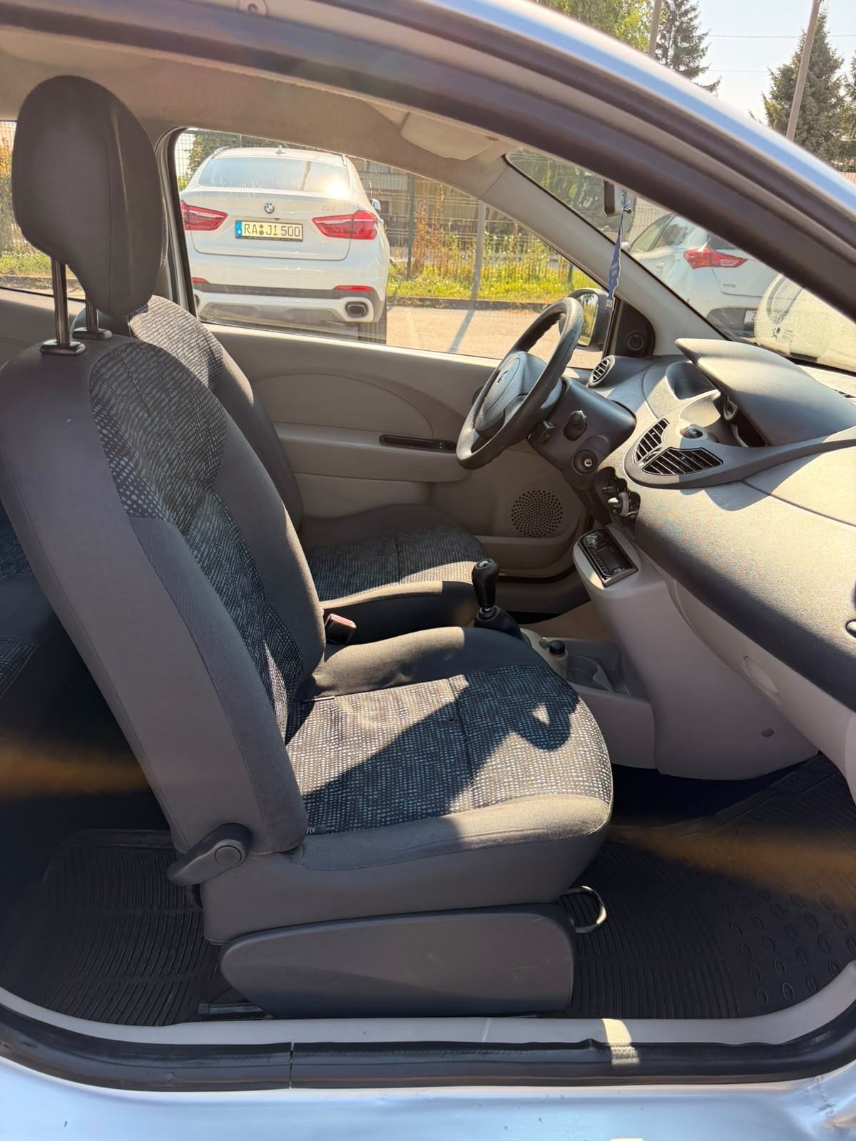 Renault Twingo 1,5 dCi AUTO ODLICAN, fotografija 15