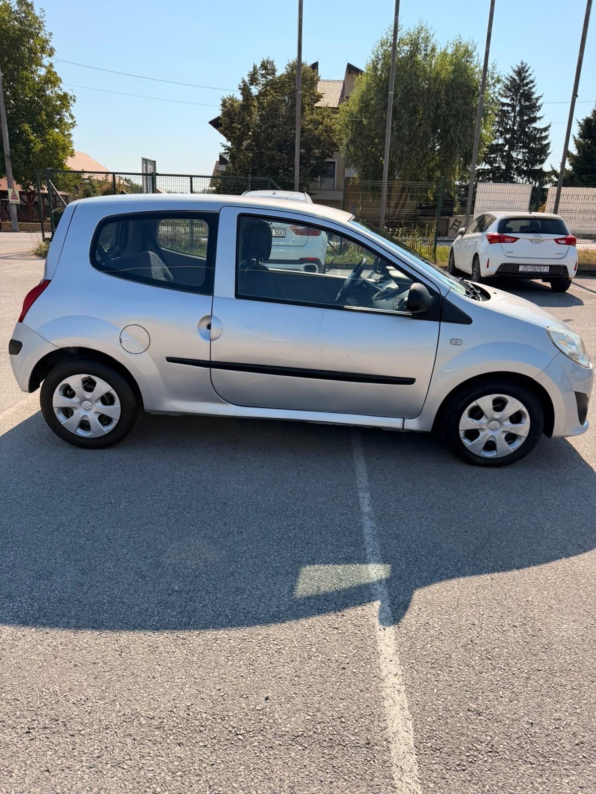 Renault Twingo 1,5 dCi AUTO ODLICAN, fotografija 16