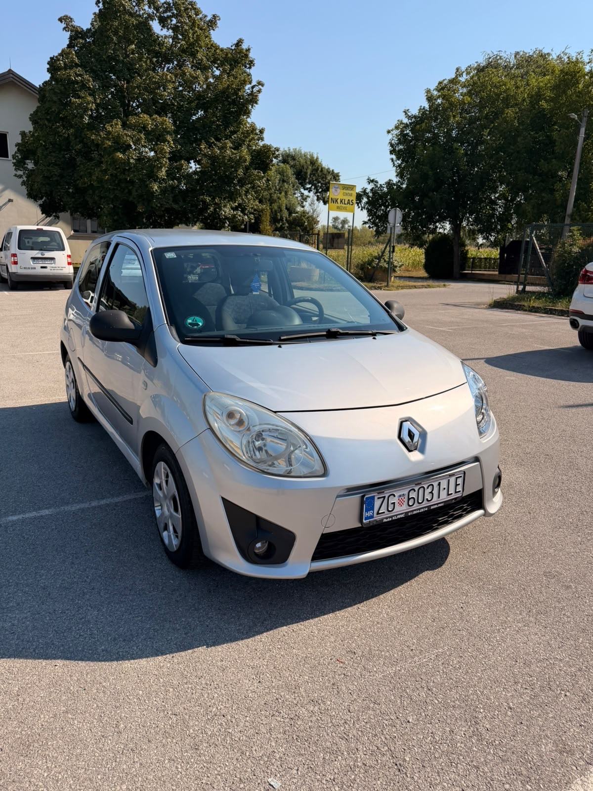 Renault Twingo 1,5 dCi AUTO ODLICAN, fotografija 17