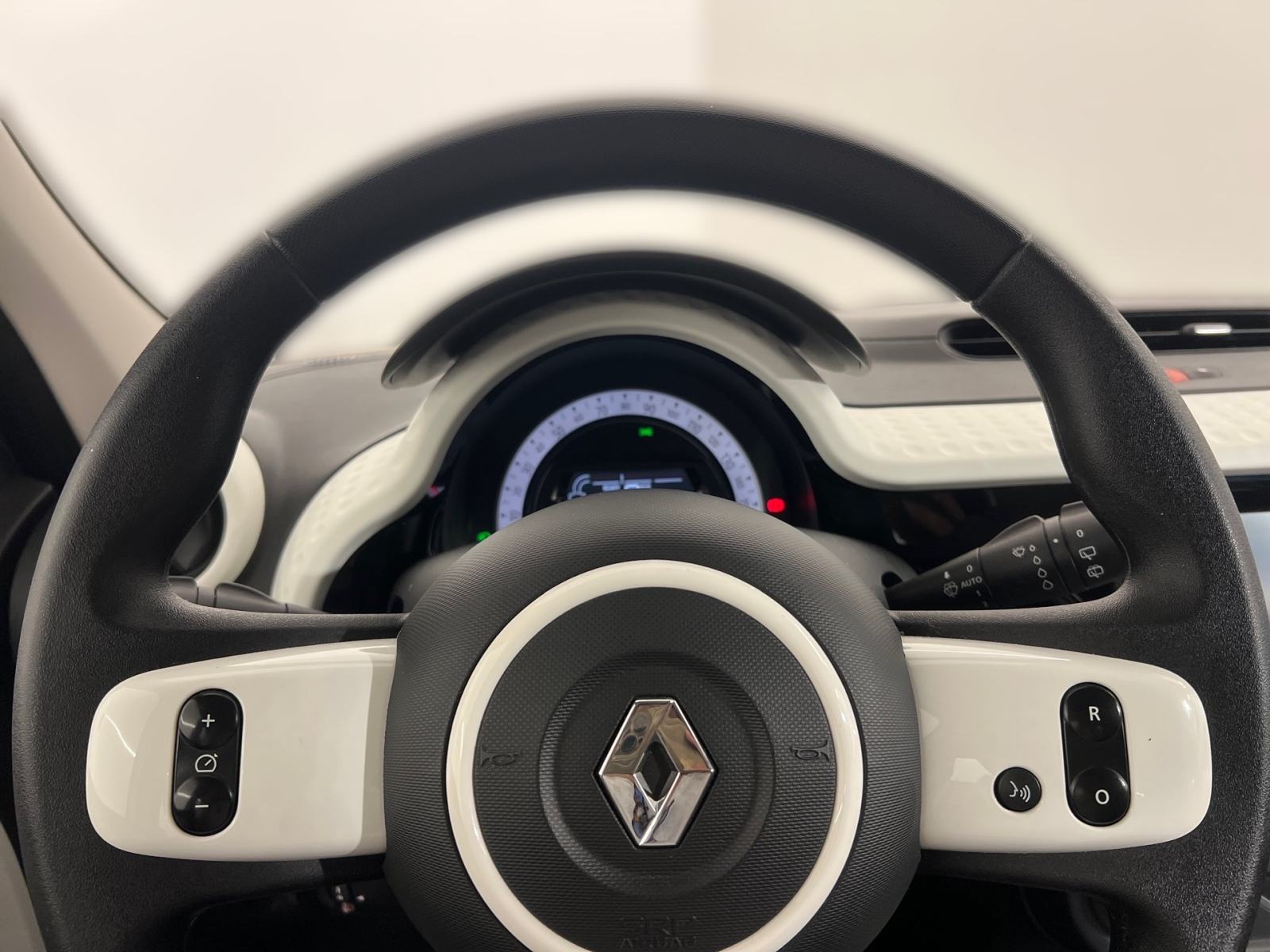 Renault Twingo EQUILIBRE R80 - 3 godine jamstva, fotografija 16