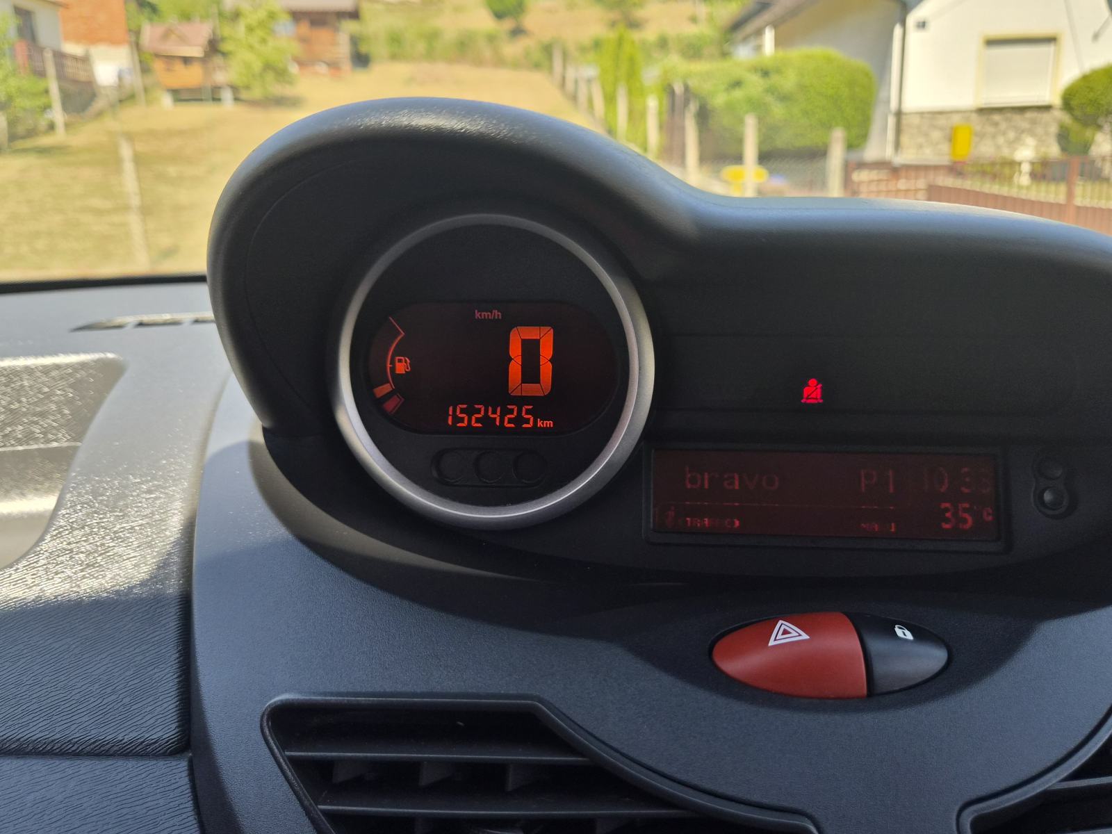 Renault Twingo GT 1,2, fotografija 14