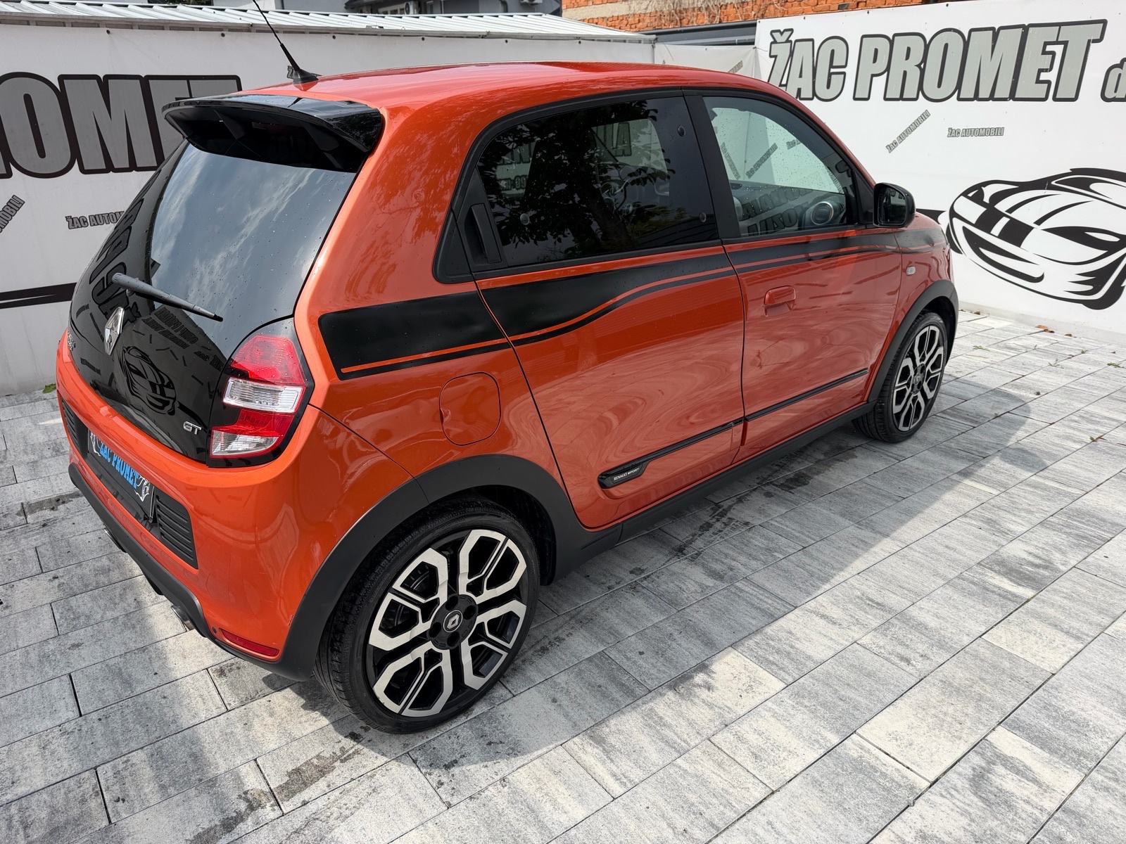 Renault Twingo GT TCe 110 # 120 TKM# KAO NOV = KRED-KART = RIJEDAK AUT, fotografija 8