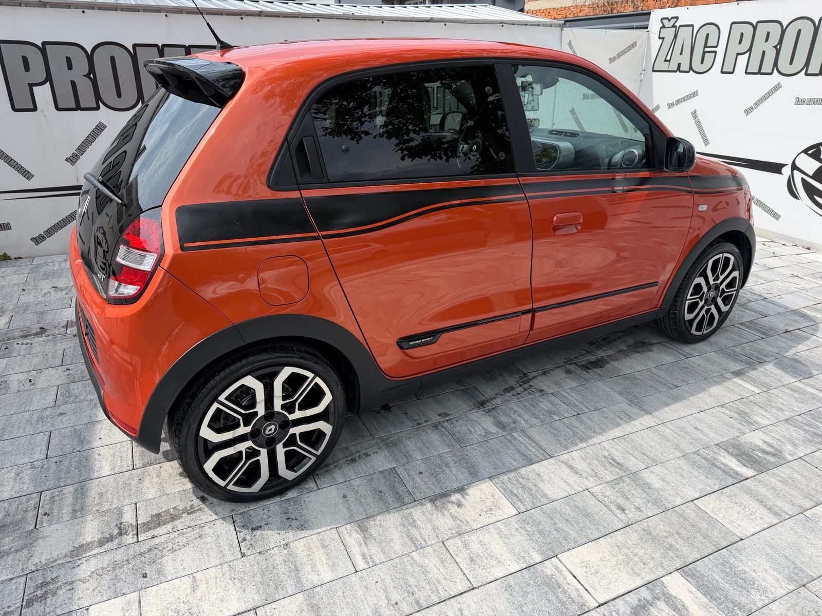 Renault Twingo GT TCe 110 # 120 TKM# KAO NOV = KRED-KART = RIJEDAK AUT, fotografija 18
