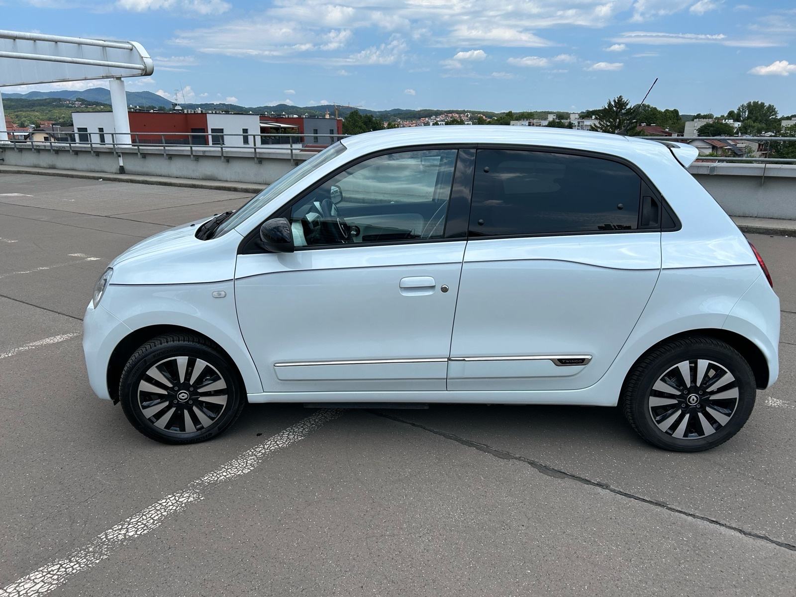 Renault Twingo III Techno R80 automatik, fotografija 6