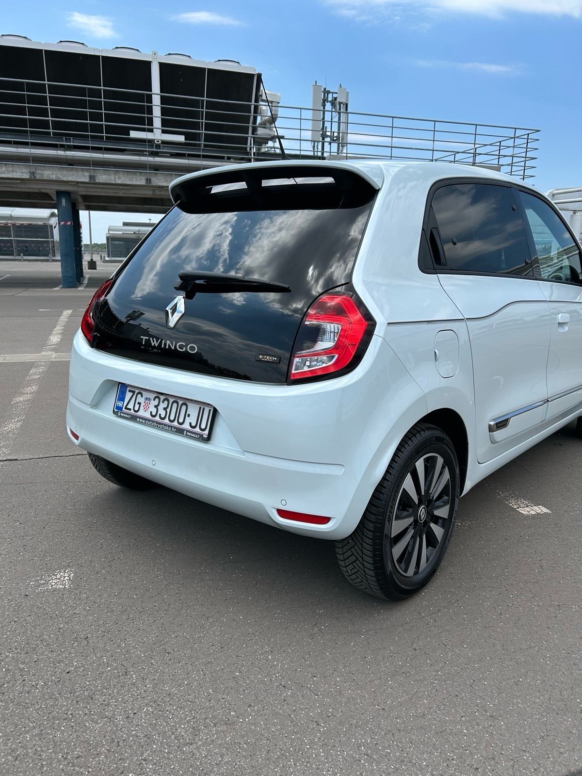 Renault Twingo III Techno R80 automatik, fotografija 11