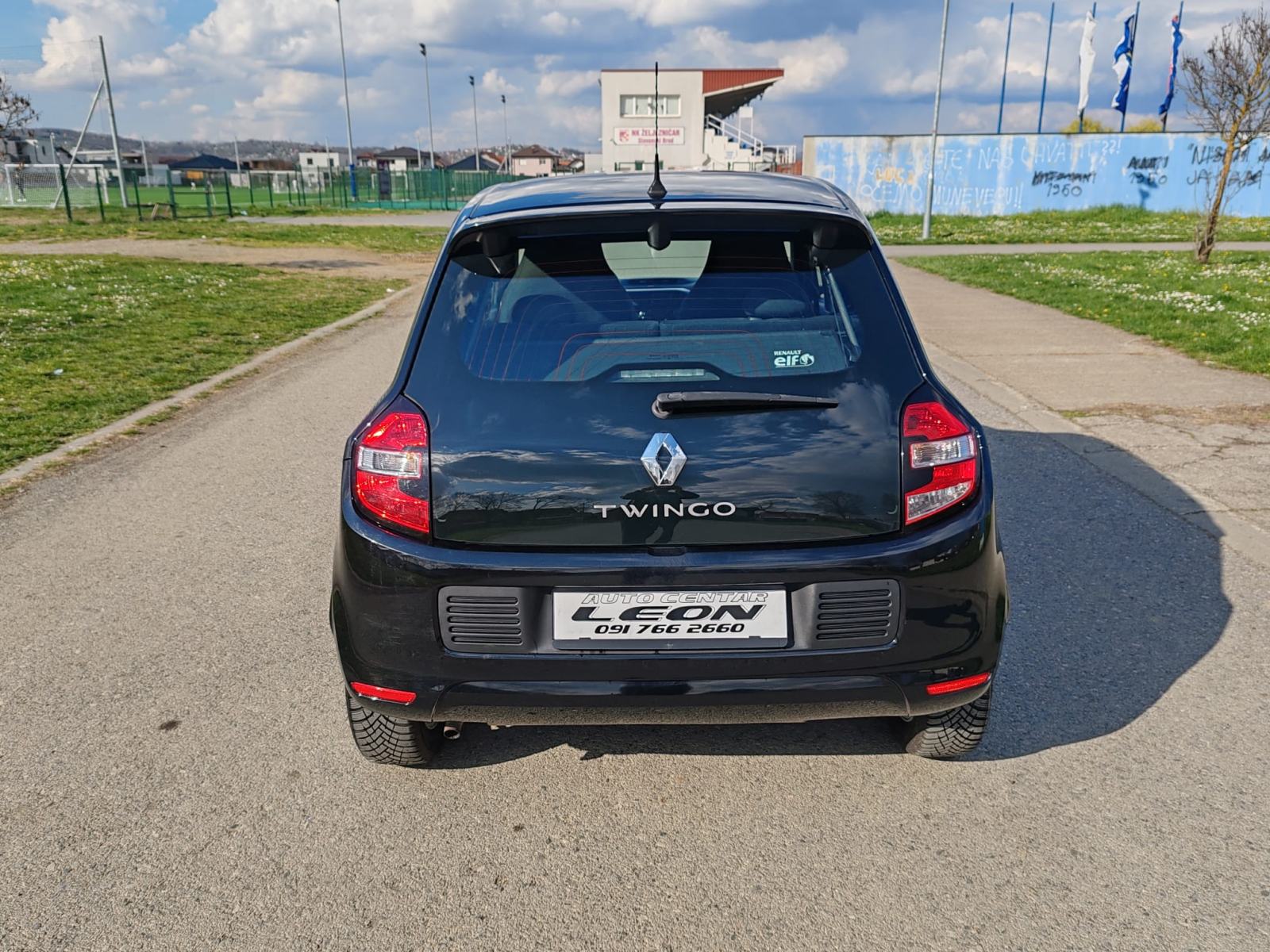 Renault Twingo SCe 1,0 BENZIN, 2015 G, 96000 KM, KARTICE DO 36 RATA, fotografija 5
