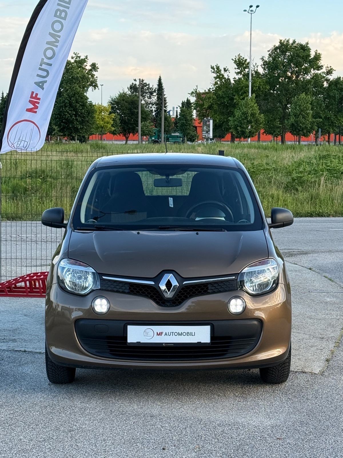 Renault Twingo SCe 70 • Life | Leasing, fotografija 3