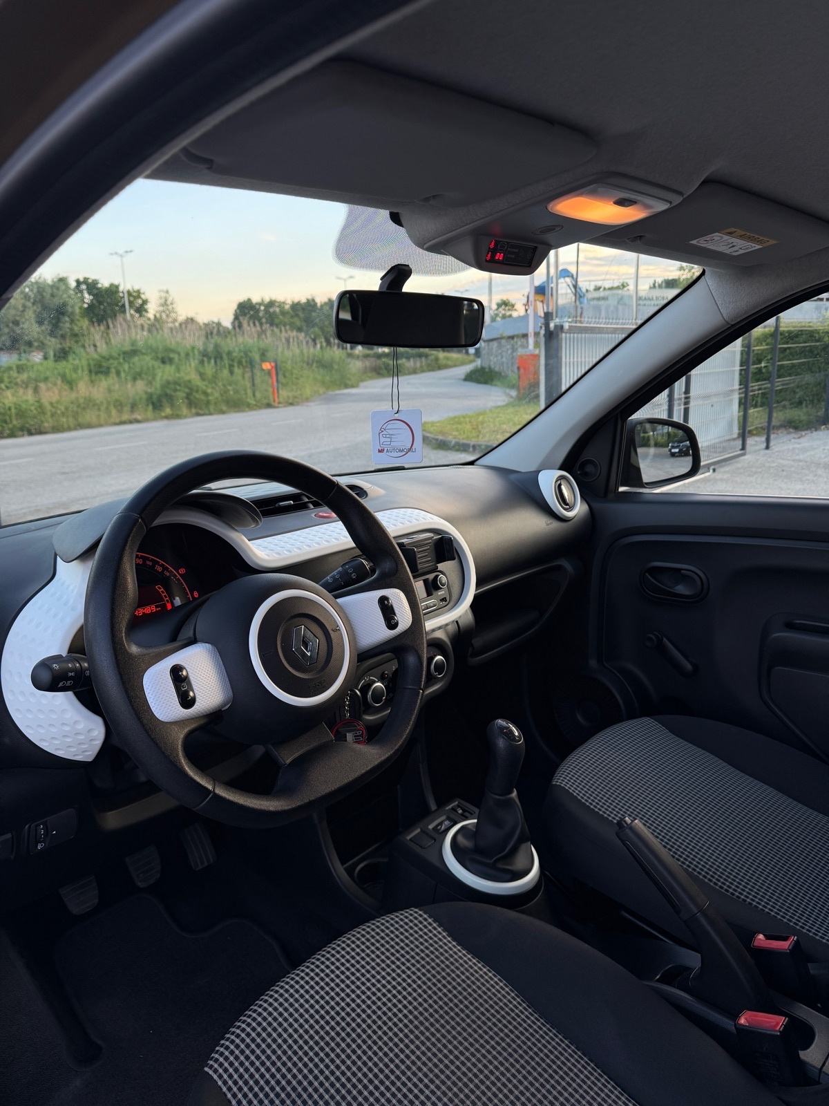 Renault Twingo SCe 70 • Life | Leasing, fotografija 13