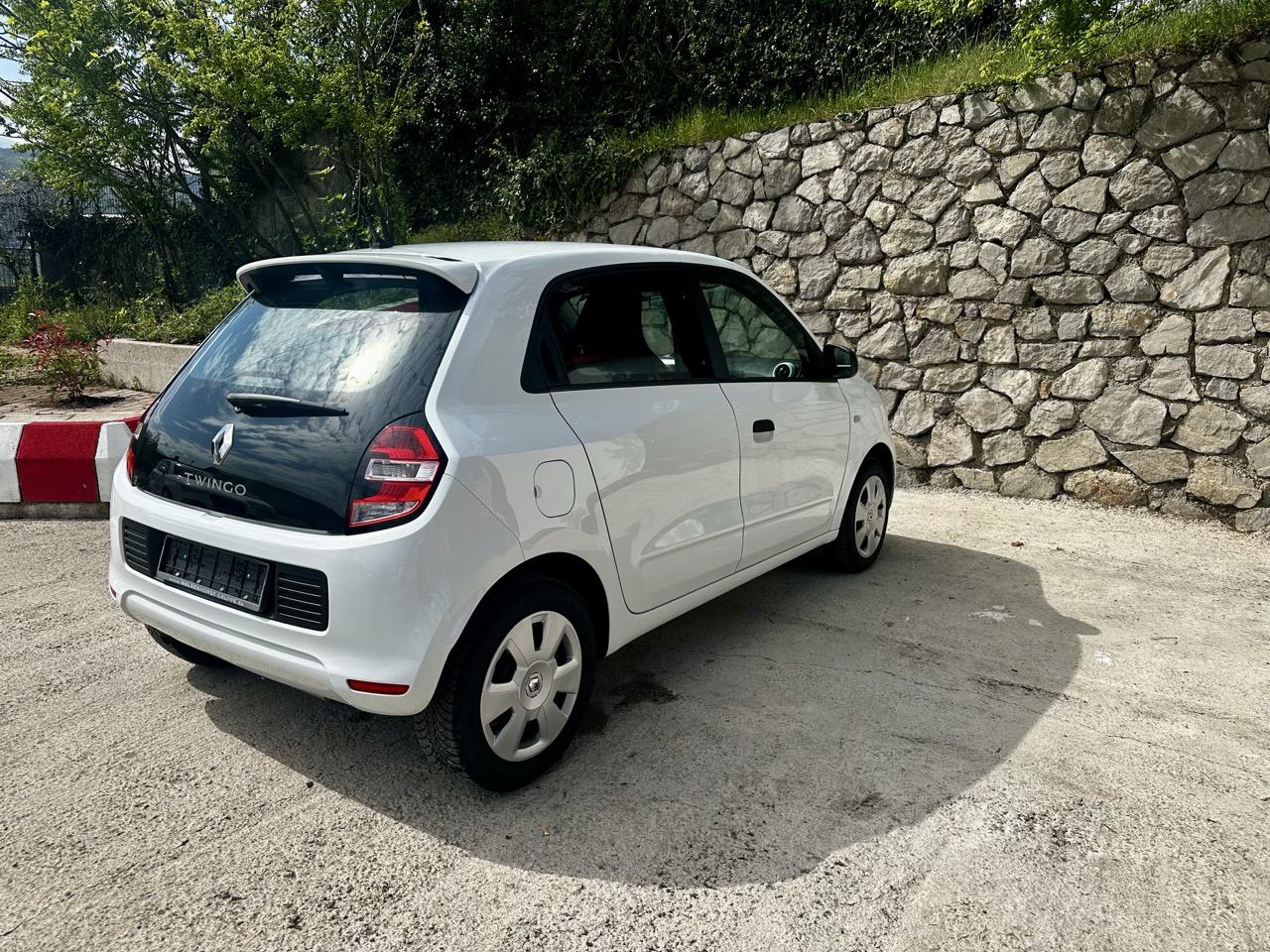 Renault Twingo SCe 70 + 2 seta kotača, fotografija 6