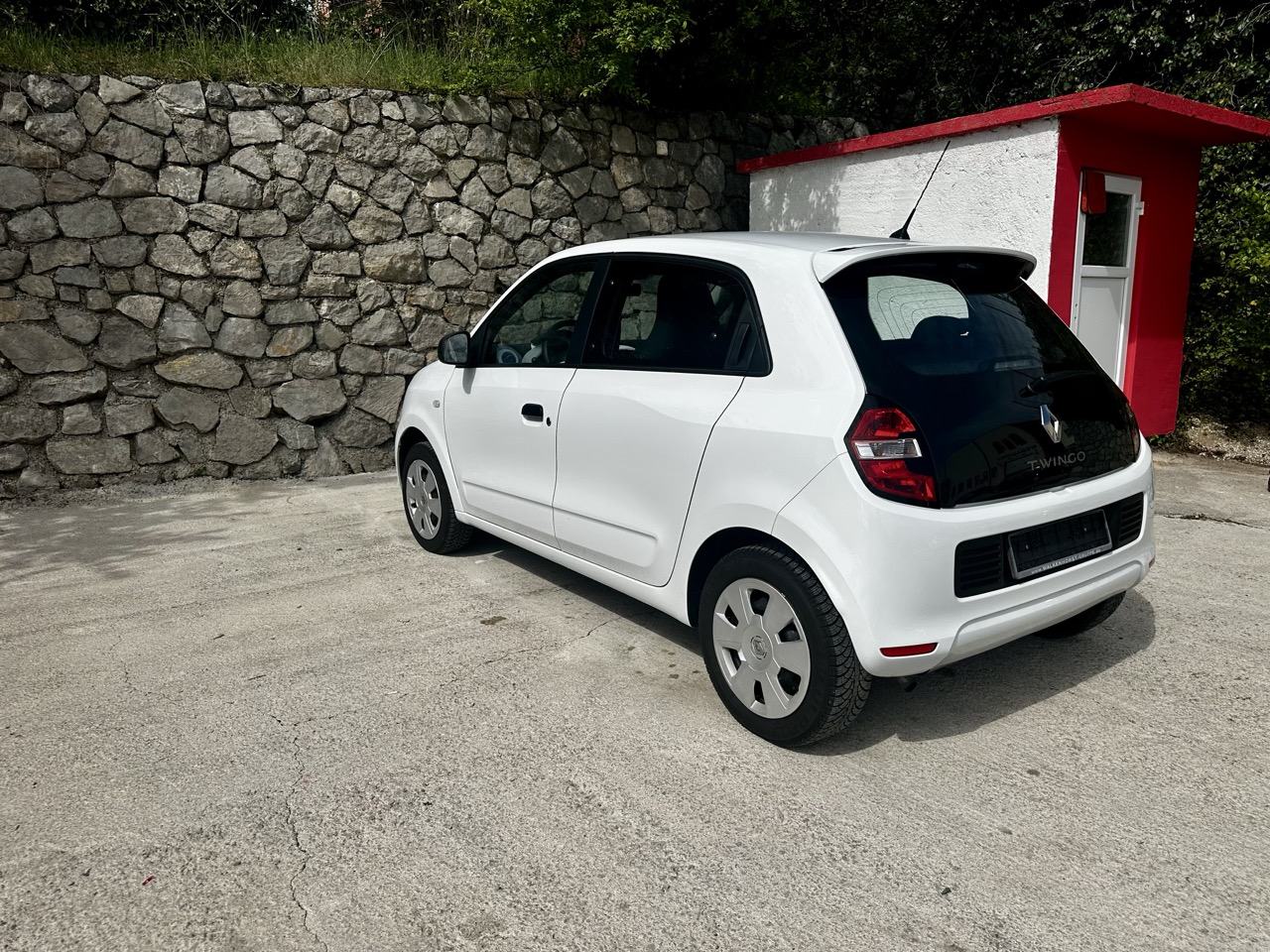 Renault Twingo SCe 70 + 2 seta kotača, fotografija 4