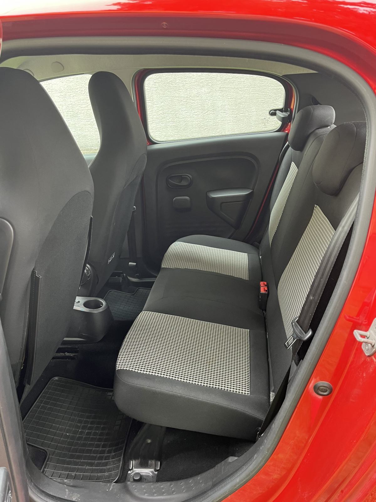 Renault Twingo SCe 70, fotografija 9