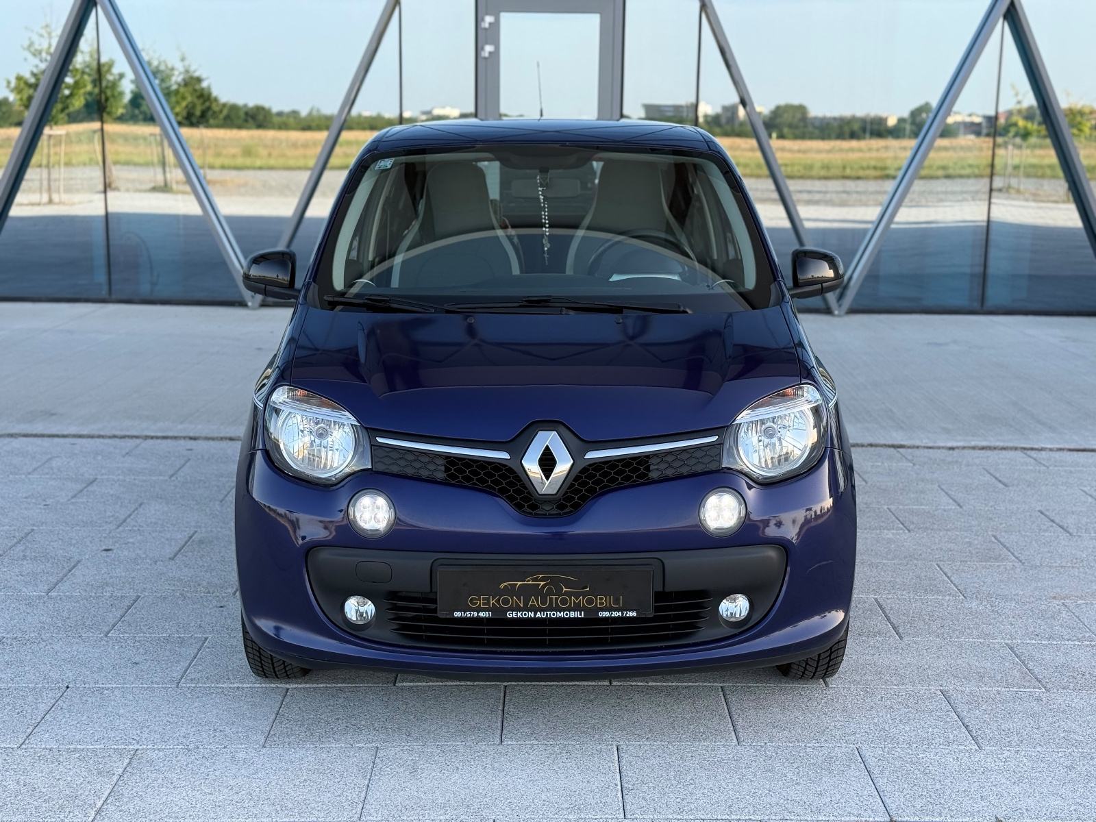 Renault Twingo SCe 70 LIMITED,TEMP,KLIMA, REG 03/2027,, fotografija 8