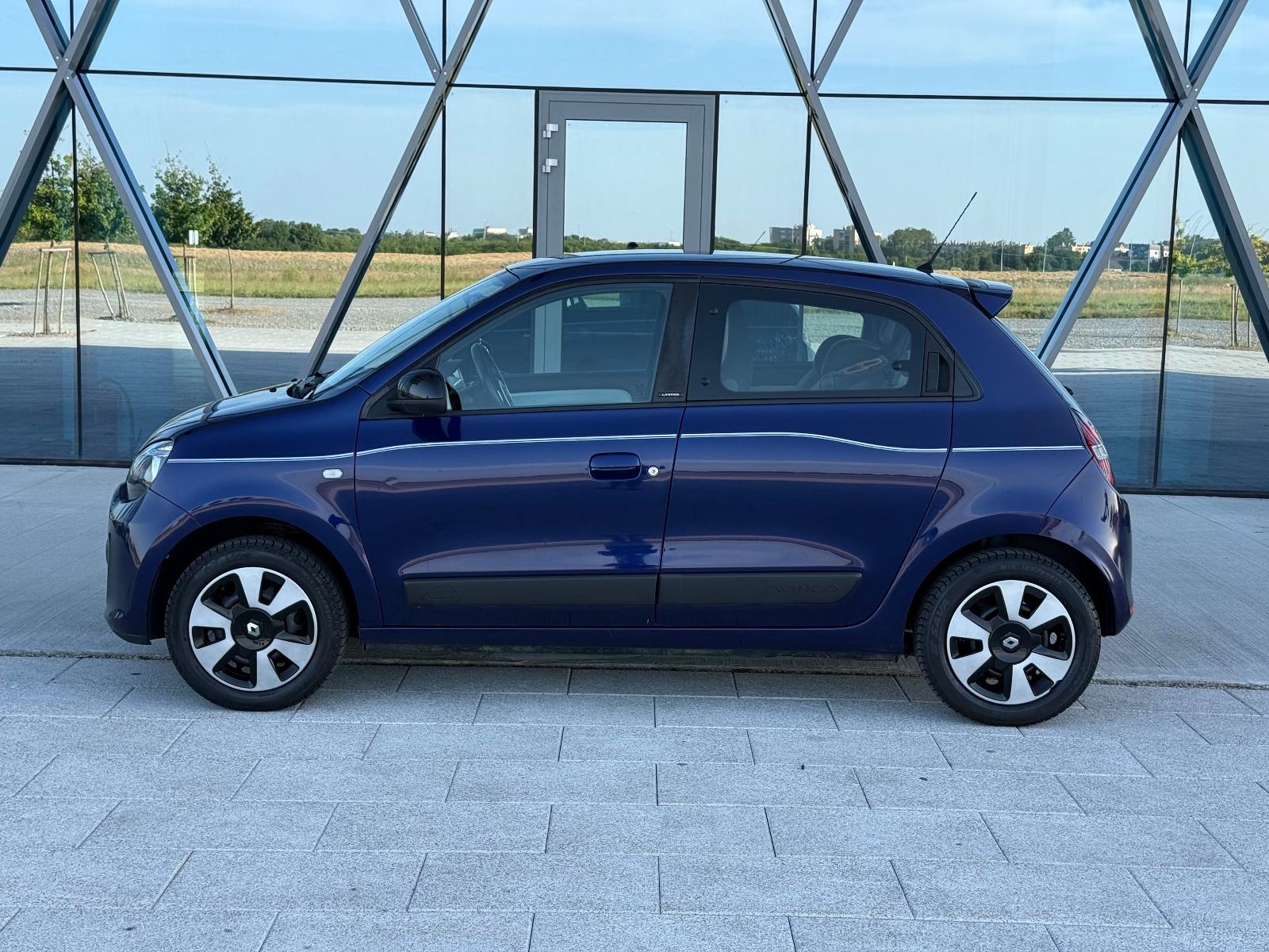 Renault Twingo SCe 70 LIMITED,TEMP,KLIMA, REG 03/2027,, fotografija 2