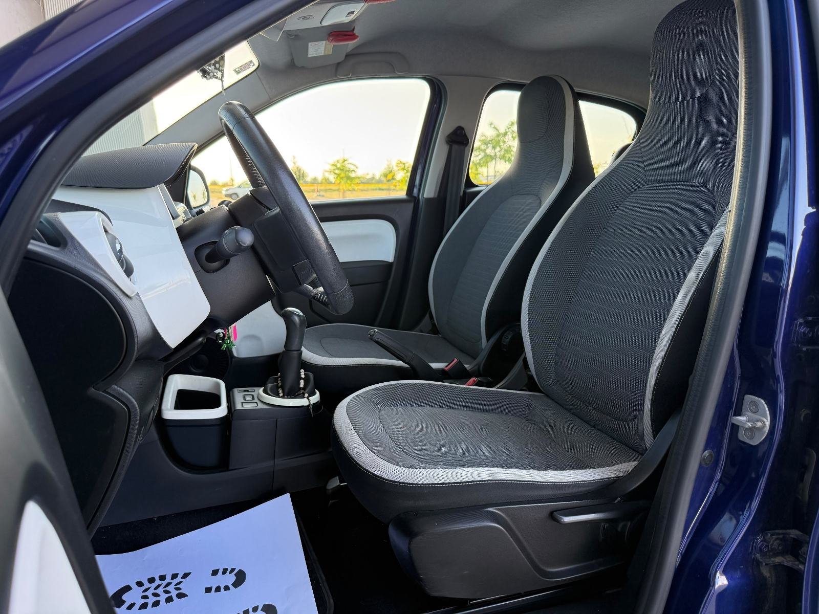 Renault Twingo SCe 70 LIMITED,TEMP,KLIMA, REG 03/2027,, fotografija 10