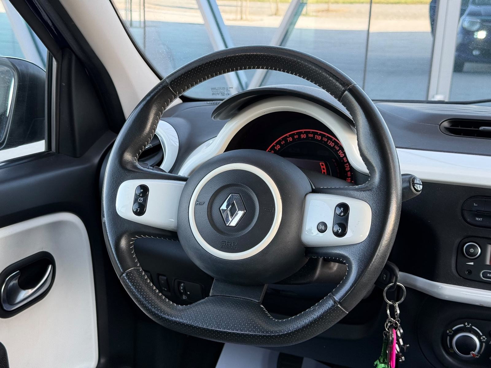 Renault Twingo SCe 70 LIMITED,TEMP,KLIMA, REG 03/2027,, fotografija 17