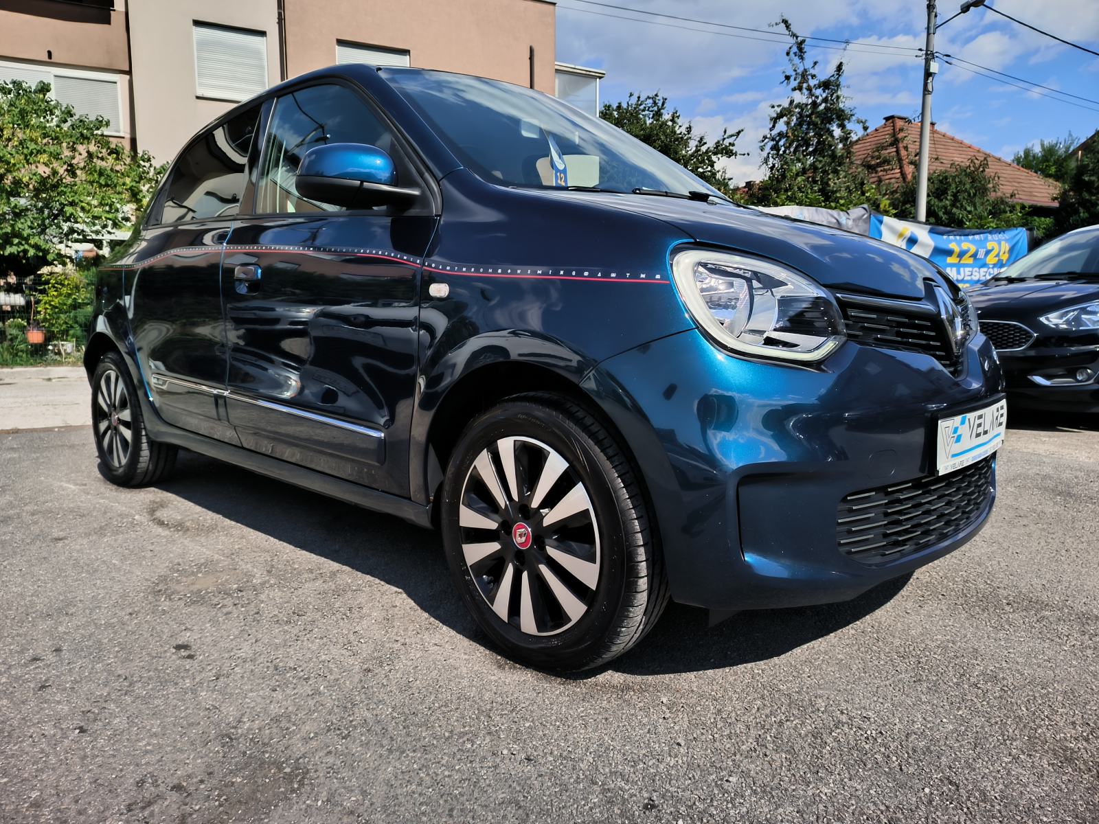 Renault Twingo 1.0 SIGNATURE, SERVISNA, JAMSTVO, REG. 1 GODINU, fotografija 2